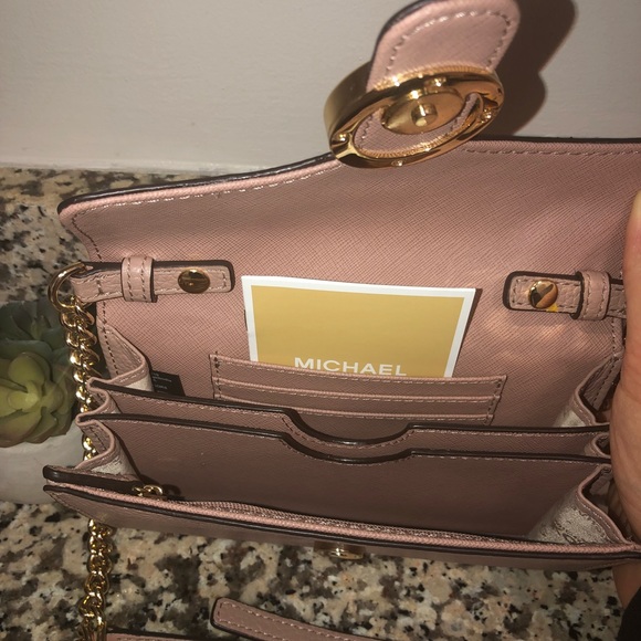 Michael Kors Bag - Picture 2 of 3